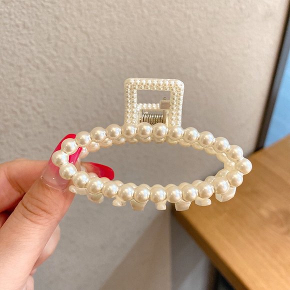 Combination of 3 Pearl Hair Clip Shark Clip - Picture 2 of 3